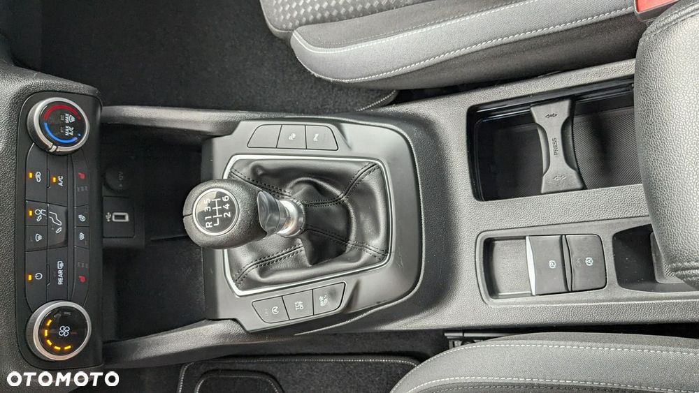 Ford Focus 1.5 EcoBlue Start-Stopp-System ACTIVE DESIGN - 30