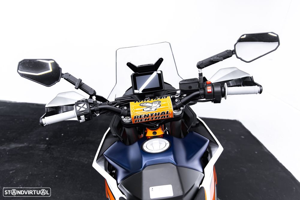 KTM 890 - 12