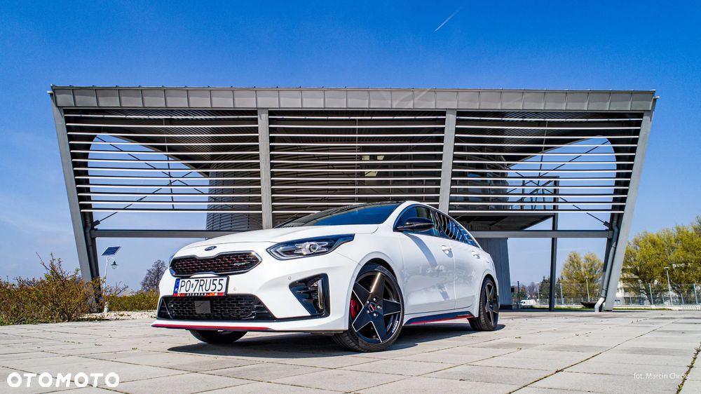 Kia ProCeed - 8