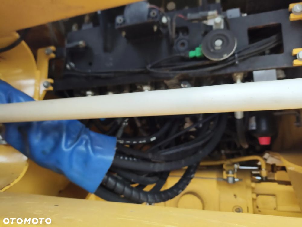 Komatsu Komatsu WB93 S5 / RÓWNE KOŁA / SPROWADZONA / KOPARKO-ŁADOWARKA / - 14
