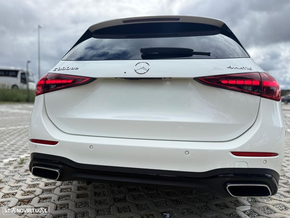 Mercedes-Benz C 300 de 4Matic T 9G-TRONIC AMG Line - 3