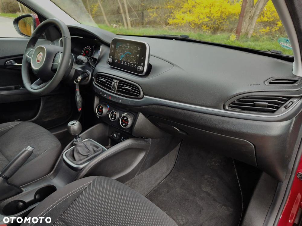 Fiat Tipo 1.4 T-Jet Business Line - 22