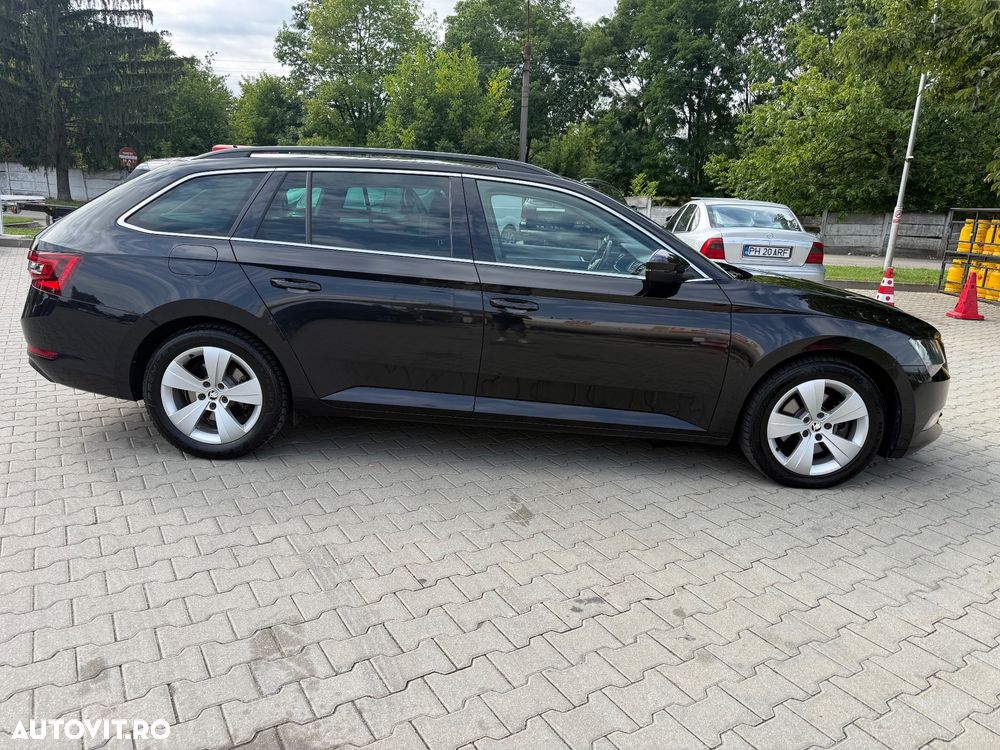 Skoda Superb 2.0 TDI DSG Premium Edition - 5