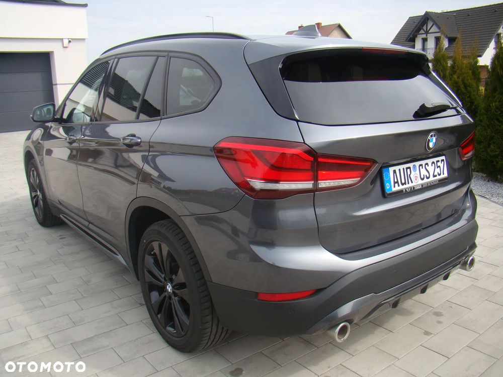 BMW X1 xDrive20d Sport Line - 9