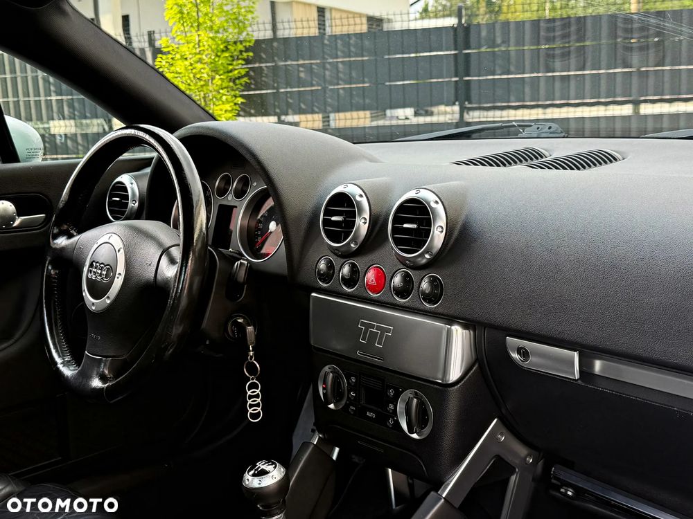 Audi TT Coupé - 20