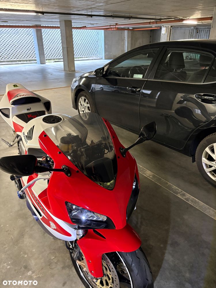 Honda CBR - 4