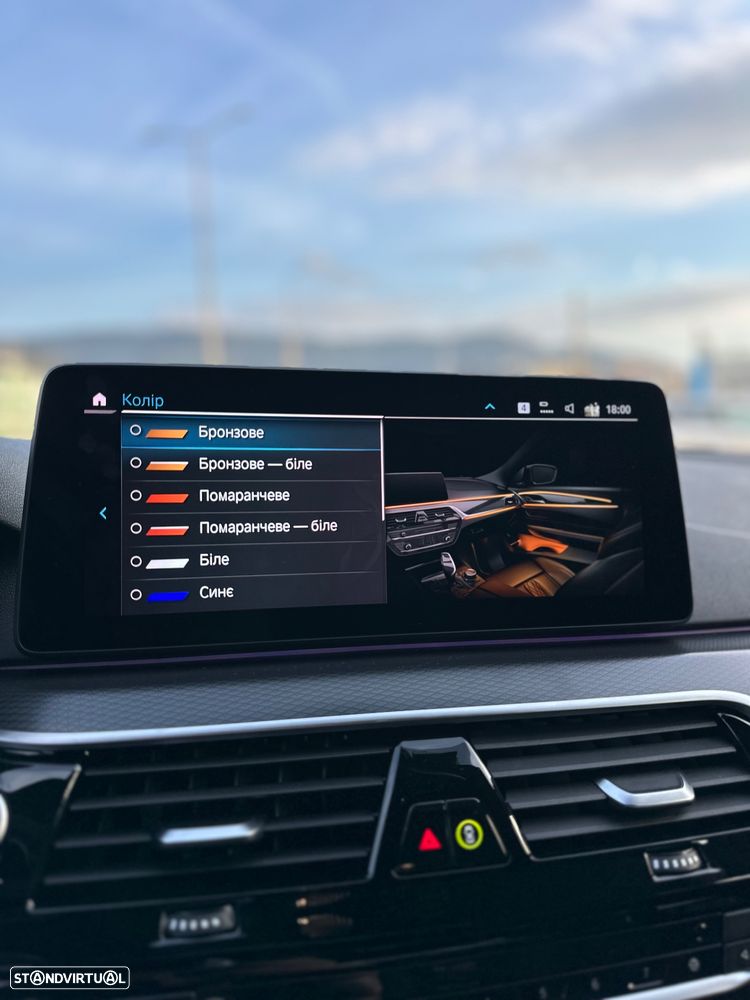 BMW 530 e Pack Desportivo M - 38