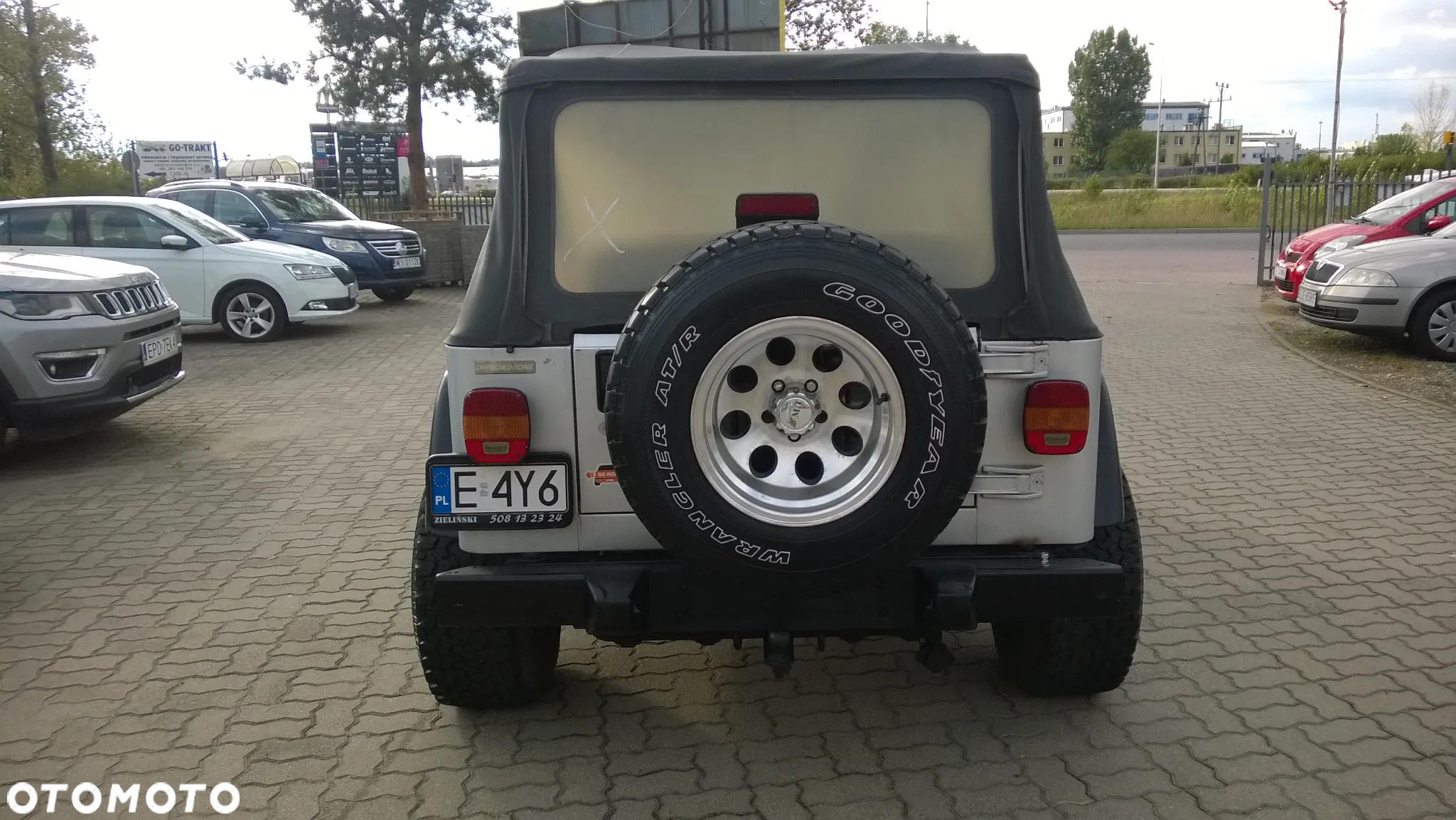 Jeep Wrangler 4.0 Automatik Sahara - 6