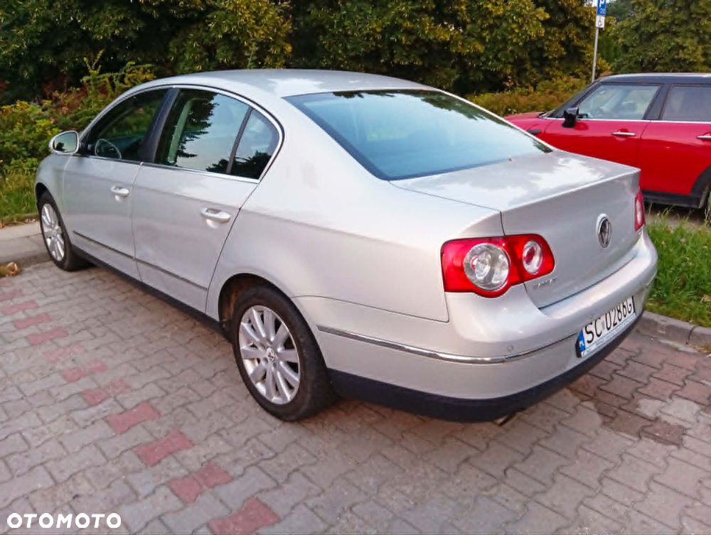 Volkswagen Passat 1.4 TSI Highline - 9