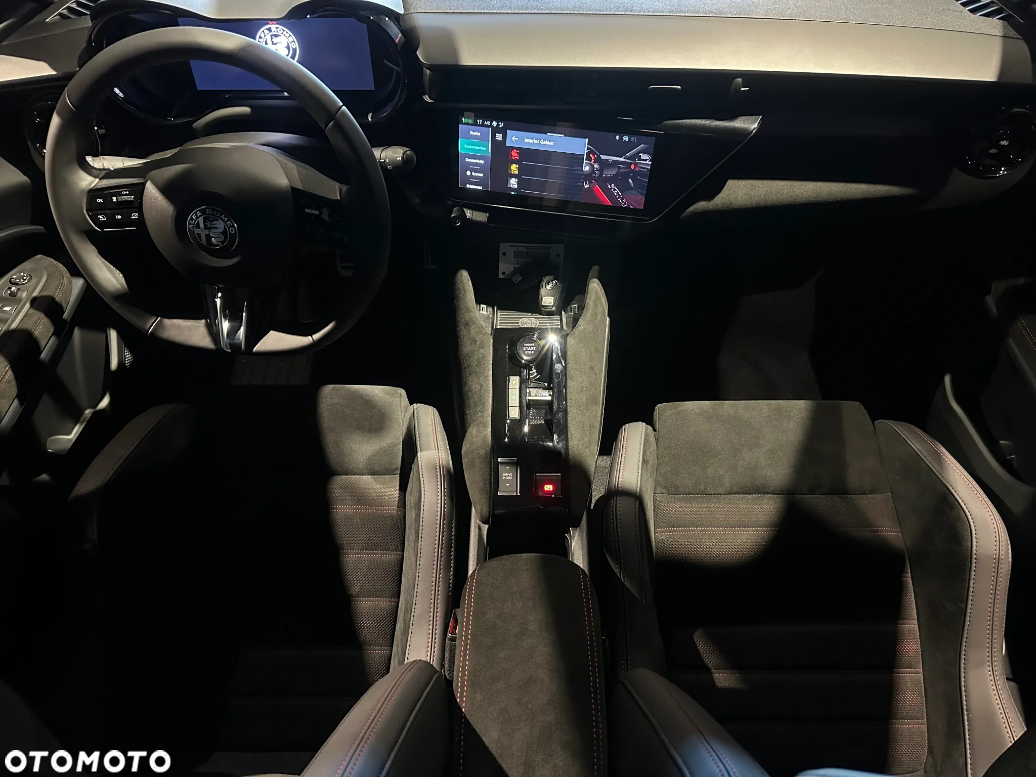 Alfa Romeo Junior 54kWh Elettrica Veloce - 12