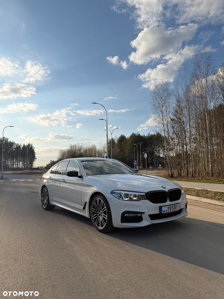 BMW Seria 5 520d xDrive - 1