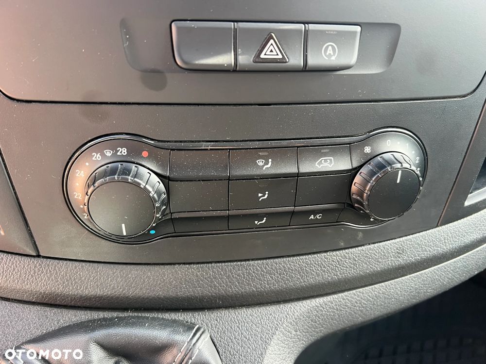 Mercedes-Benz Vito - 21