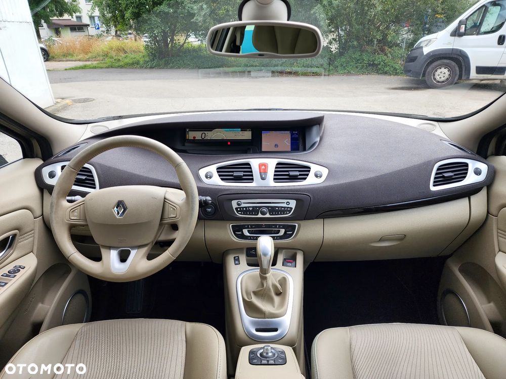 Renault Scenic 2.0 16V Privilege CVT Euro5 - 8