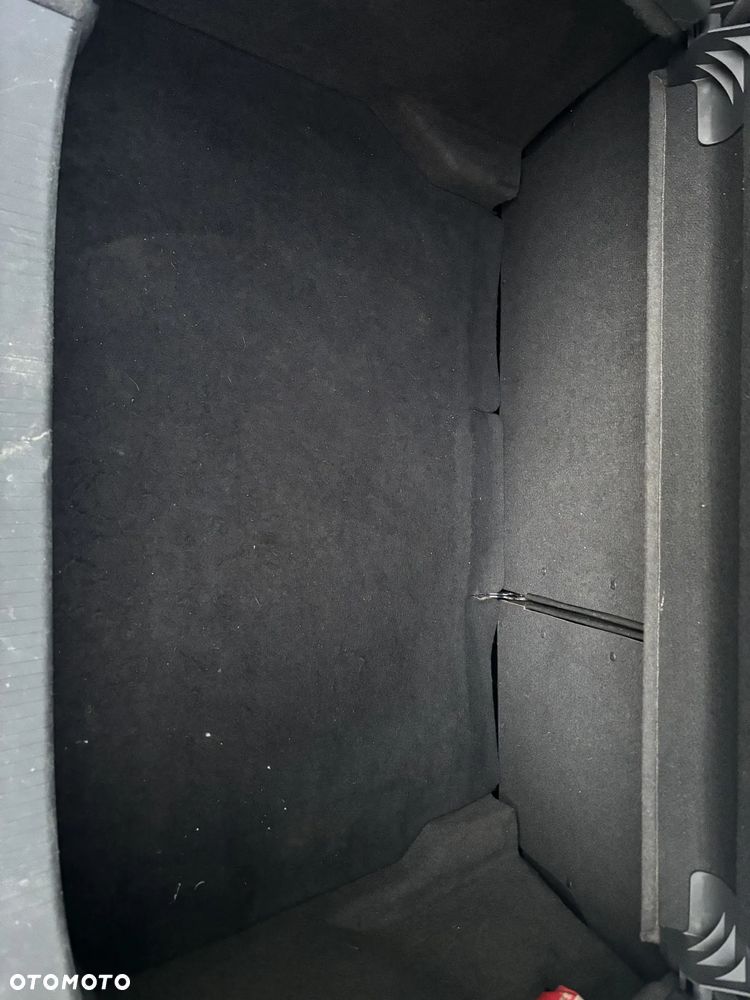 Opel Astra III GTC 1.8 Sport - 9