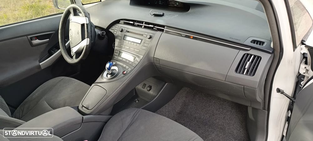 Toyota Prius 1.8 - 14