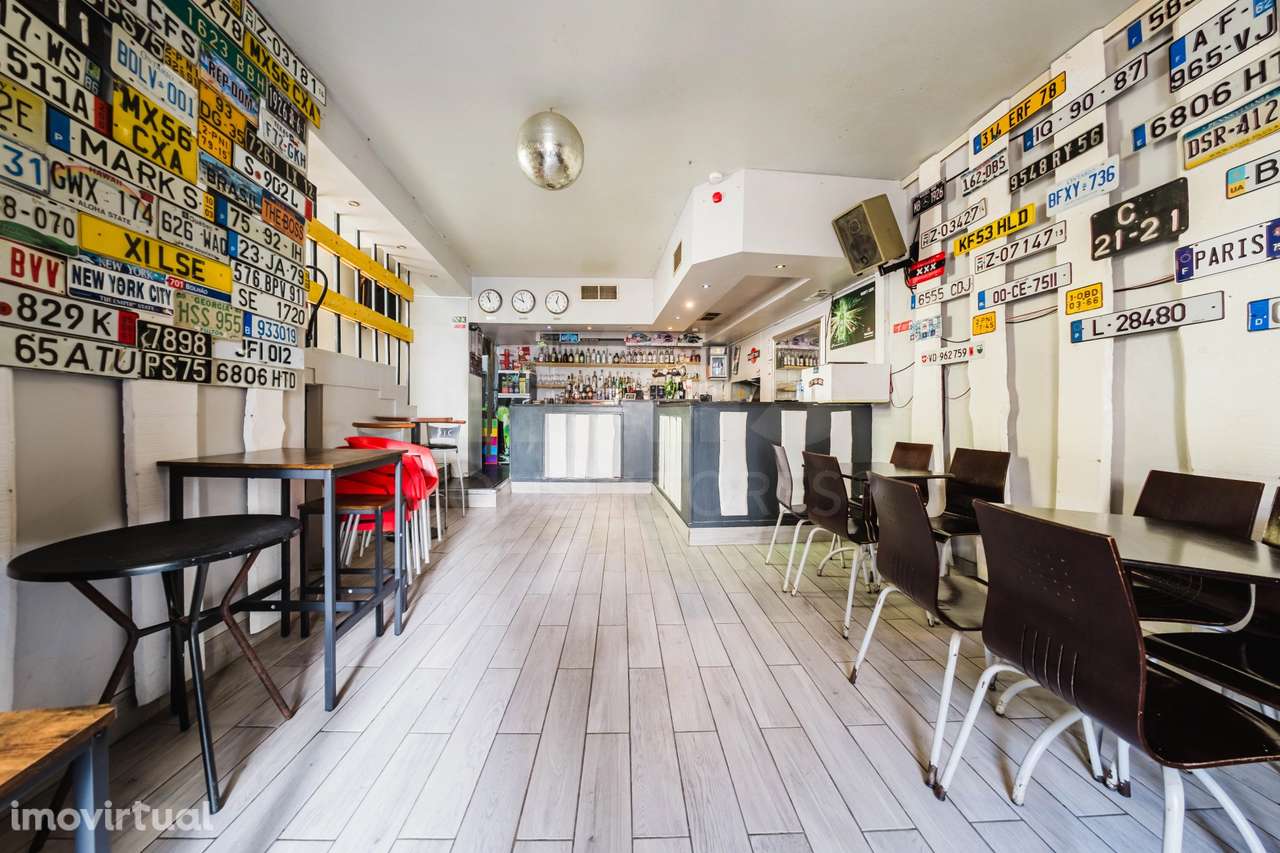 Imóvel Comercial no Centro de Peniche com Possibilidade de Conversã... - Grande imagem: 4/19