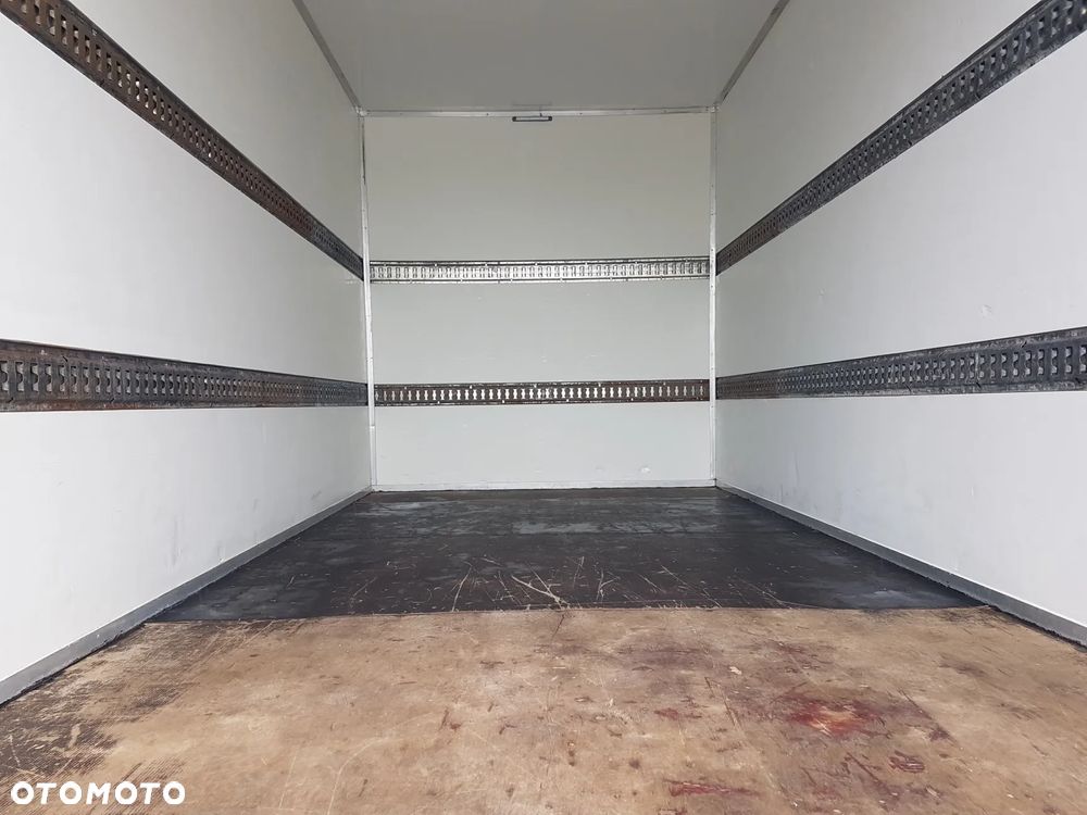 Mercedes-Benz Sprinter KONTENER 8EP 4,21x2,15x2,30 KLIMA 314 CDI MANUAL - 23