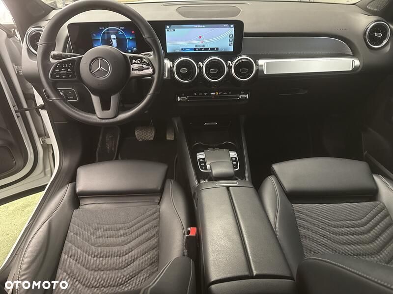 Mercedes-Benz GLB 200 7G-DCT - 22