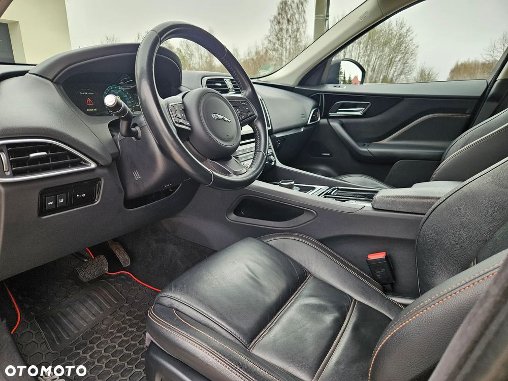 Jaguar F-Pace 20d AWD Prestige - 21