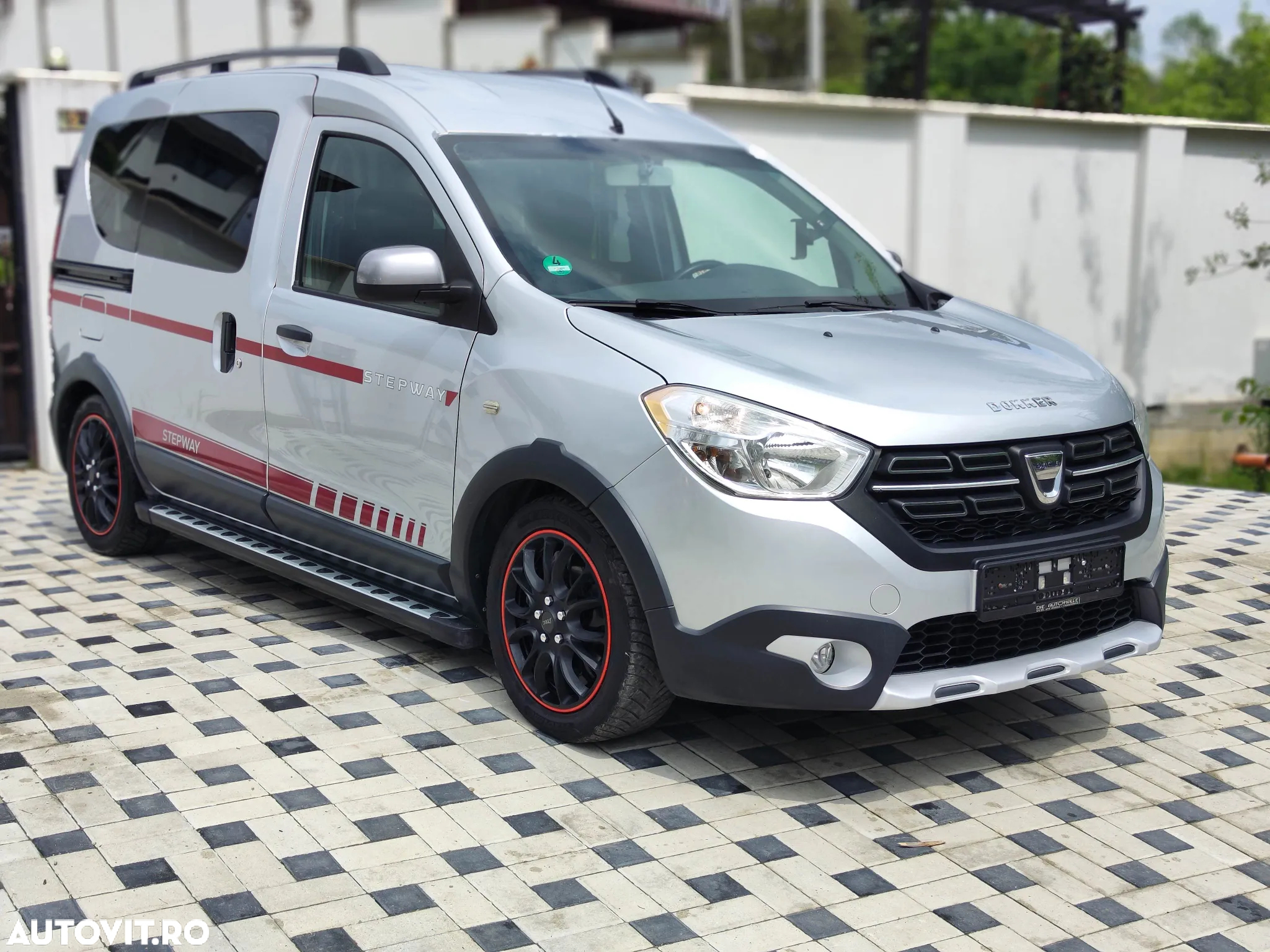 Dacia Dokker 1.5 dCi 90 CP Stepway - 9