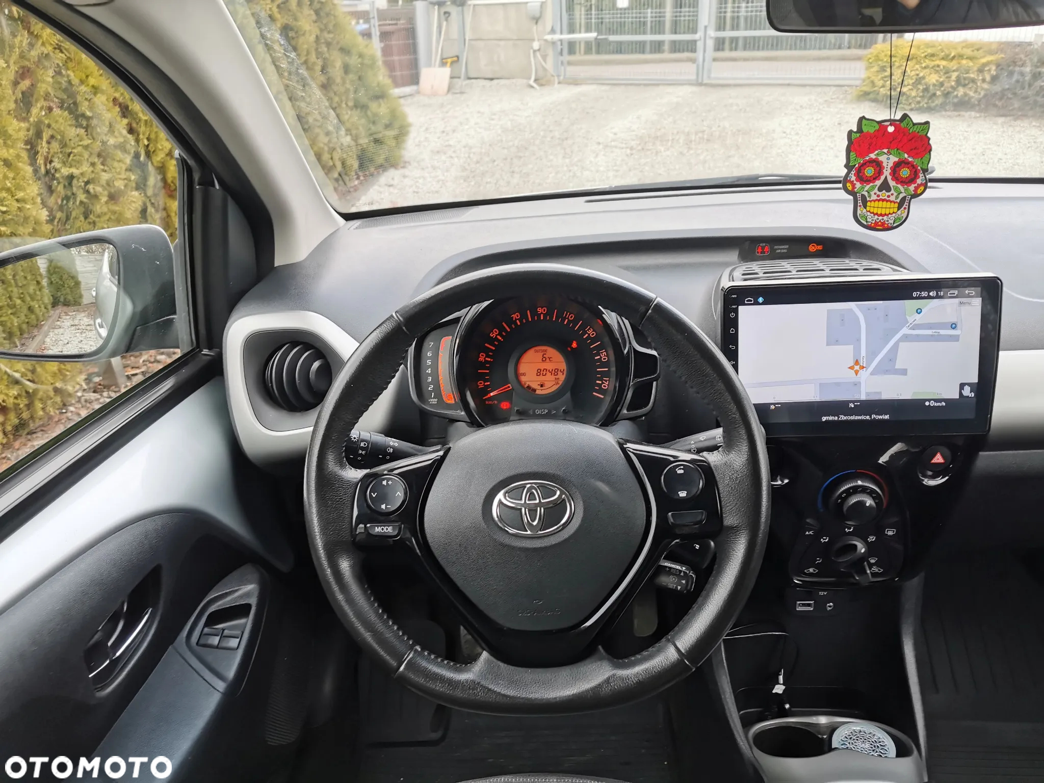 Toyota Aygo x-play - 32