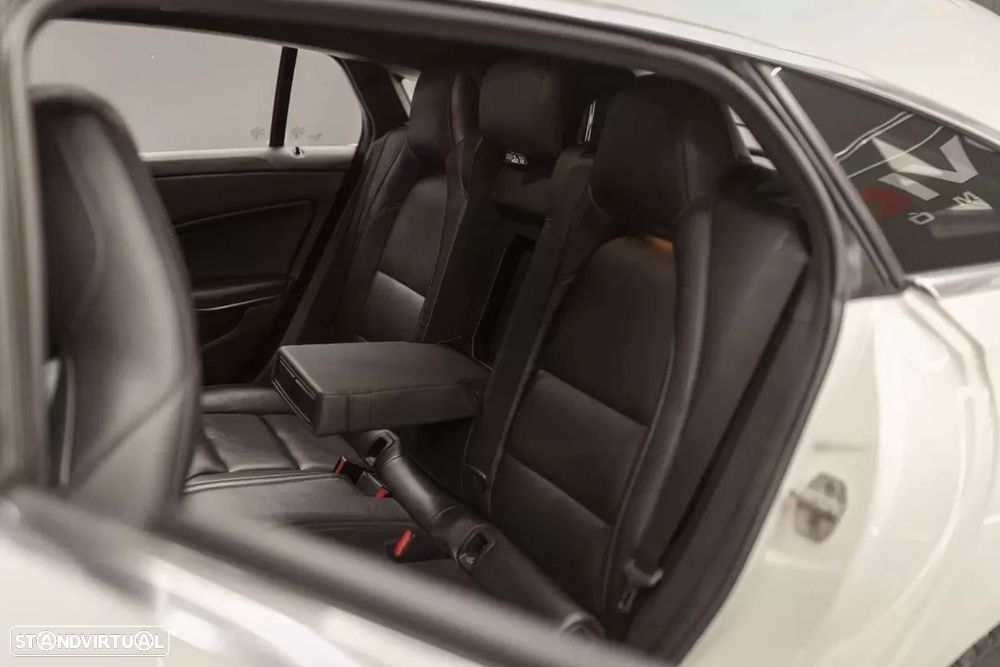 Mercedes-Benz CLA 220 d AMG Line Aut. - 17