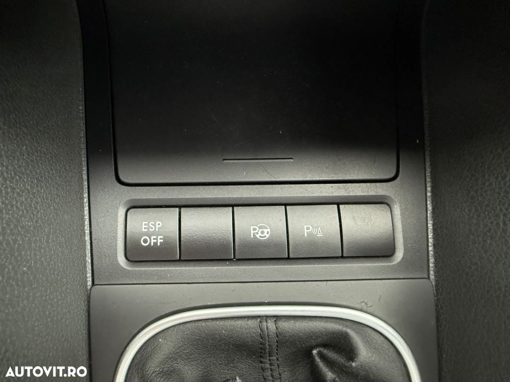 Volkswagen Golf 2.0 TDI Highline - 19