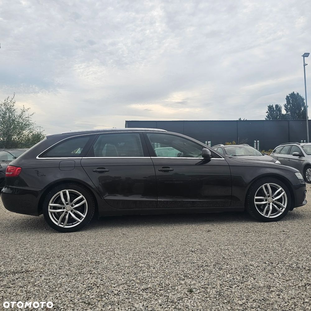 Audi A4 Avant - 12