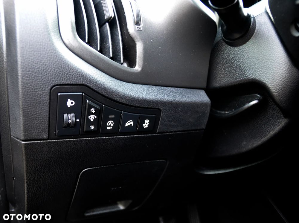 Kia Sportage 1.7 CRDI 2WD Attract - 13