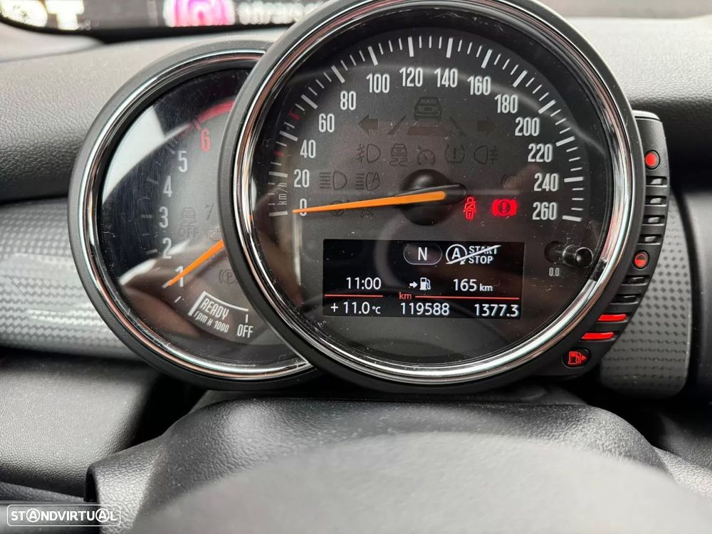 MINI 3 Portas One D - 7