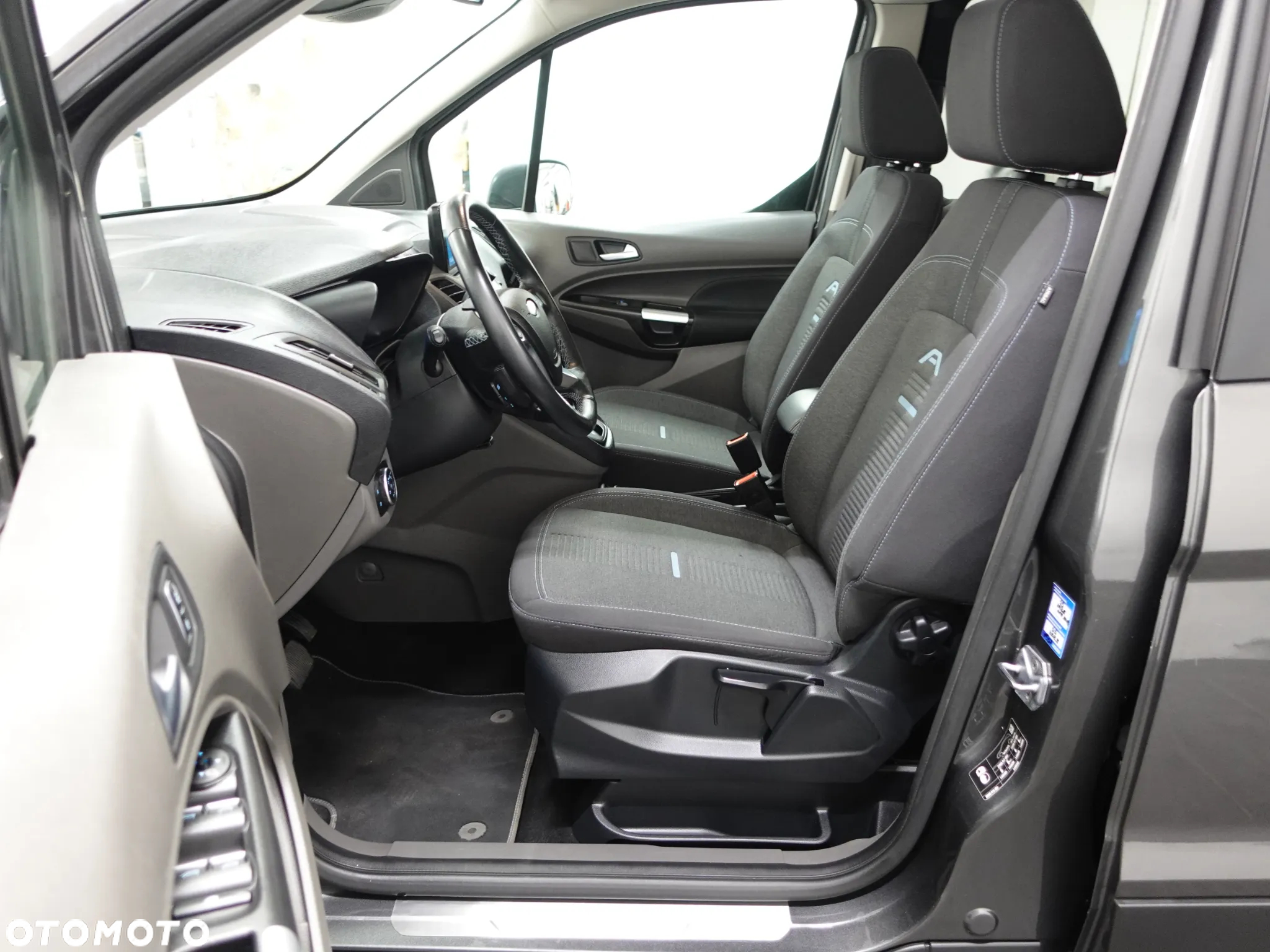 Ford Tourneo Connect 1.5 EcoBlue Start-Stop Active - 22