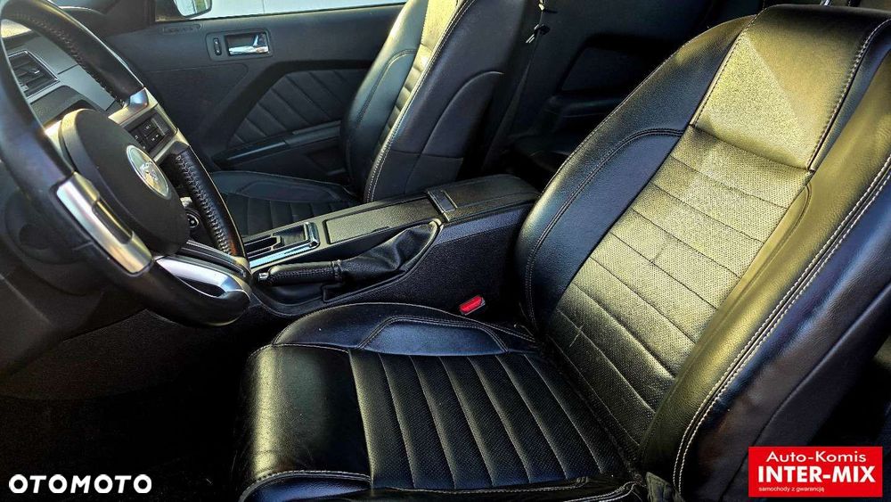 Ford Mustang - 21