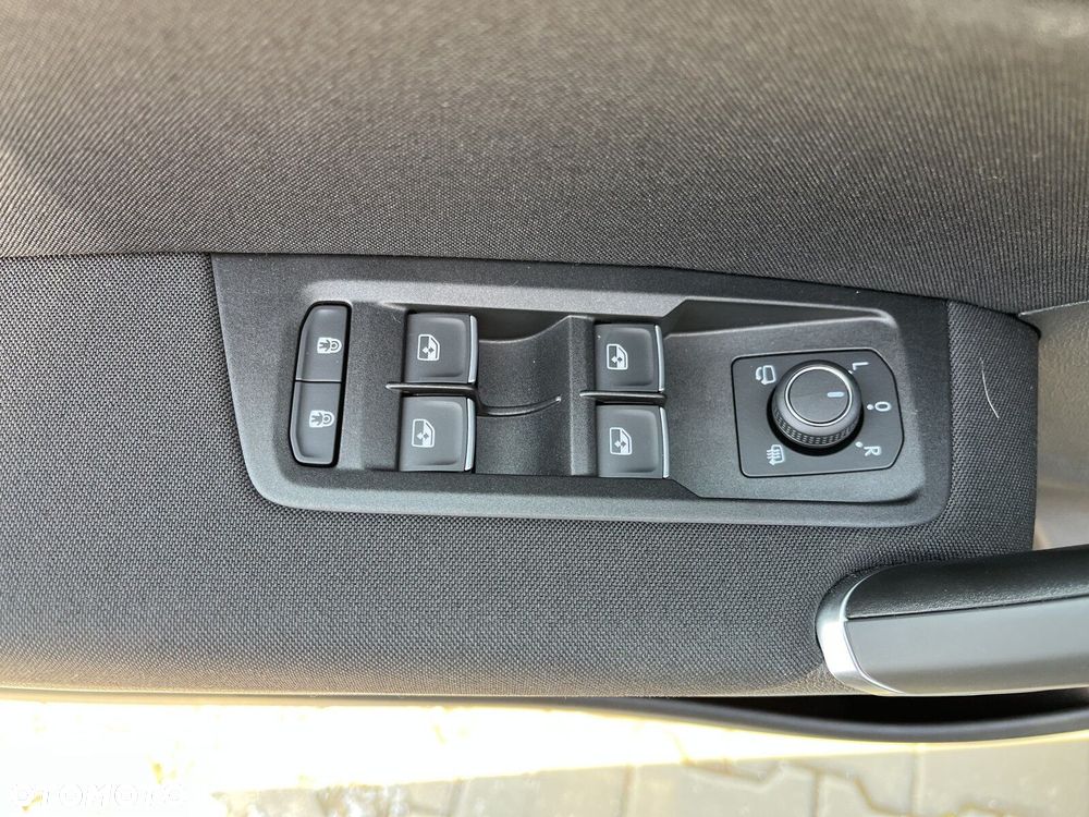 Volkswagen Touran 1.5 TSI EVO Highline DSG - 22