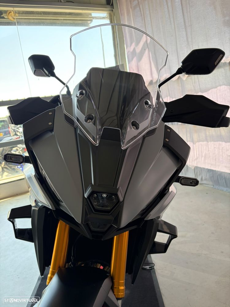Suzuki GSX 1000 GX MY26 - 10