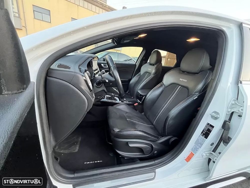 Kia ProCeed 1.0 T-GDI GT Line - 23