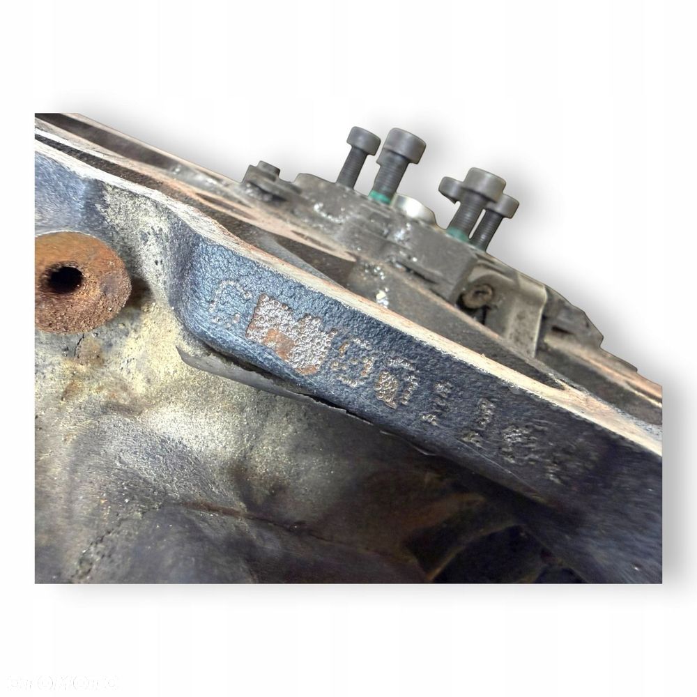 SILNIK CFH CFHC VW Caddy III Golf VI Touran Scirocco Jetta IV 2.0 TDI 140KM - 2