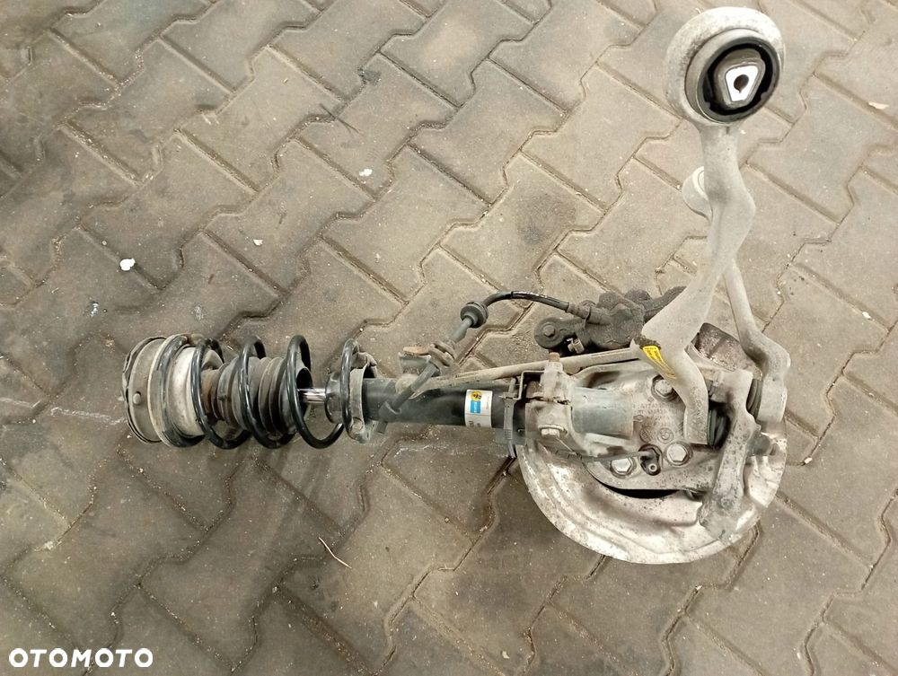 BMW 1 E87 1.6 116i ZWROTNICA PRAWY PRZÓD - 3