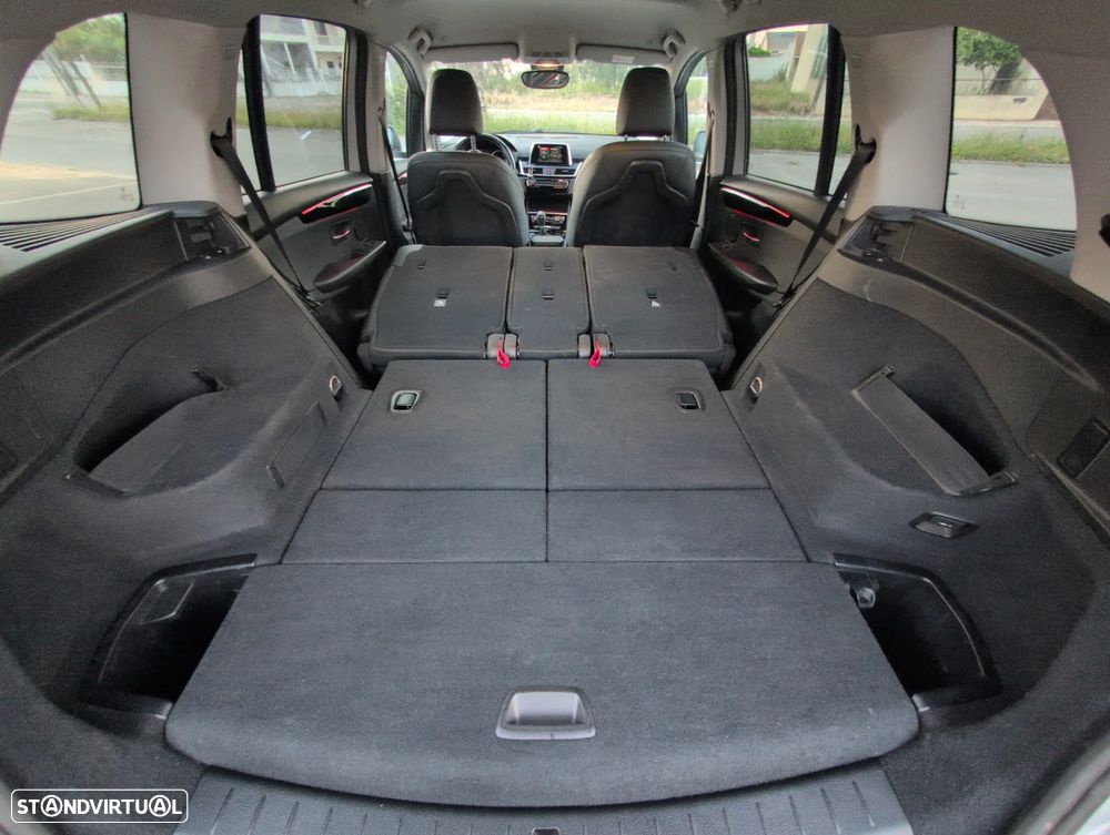 BMW 216 Gran Tourer d 7L - 23