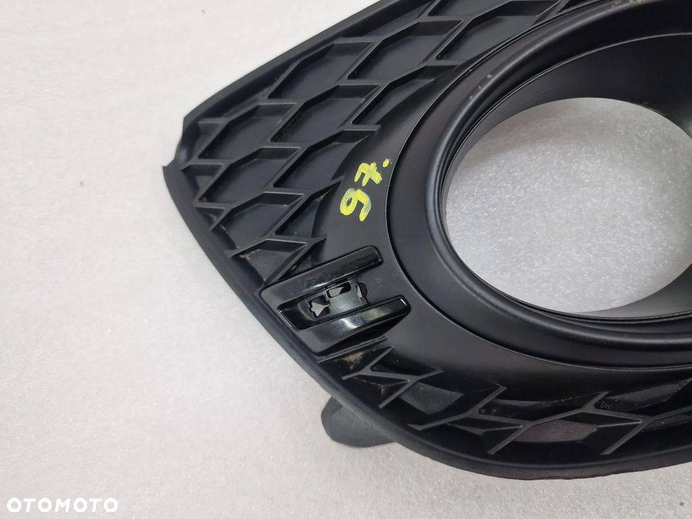 AUDI Q5 8R0 LIFT S-LINE LEWA KRATKA BOCZNA ZDERZAKA PRZEDNIEGO PRZÓD , NR 8R0807681R , NR AUKCJI D/97 - 8