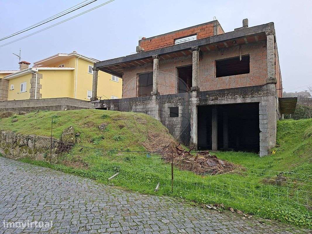 Moradia T3 para venda - Grande imagem: 2/18