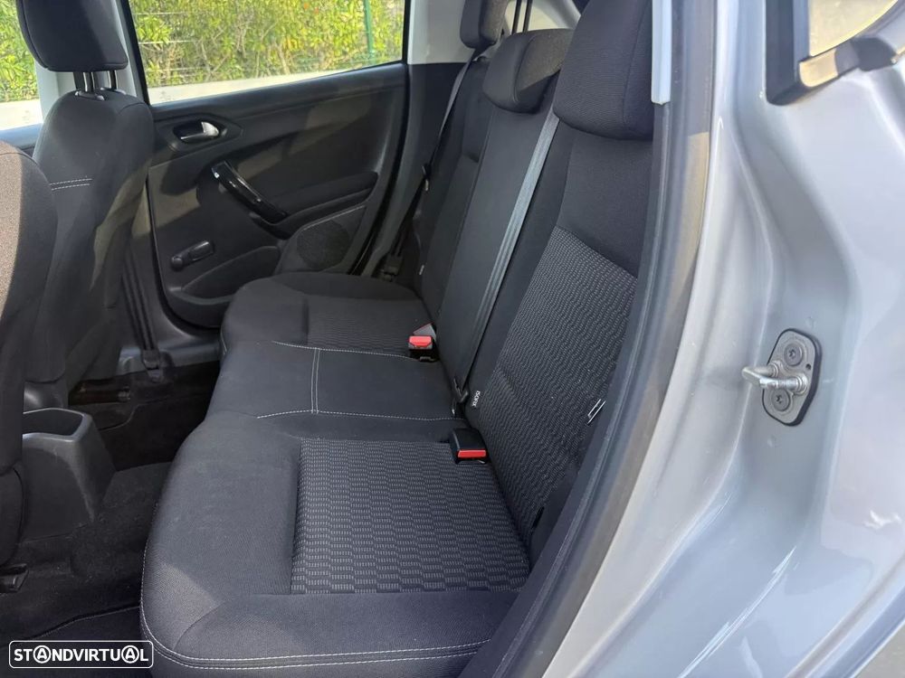 Peugeot 208 1.2 PureTech Style - 16