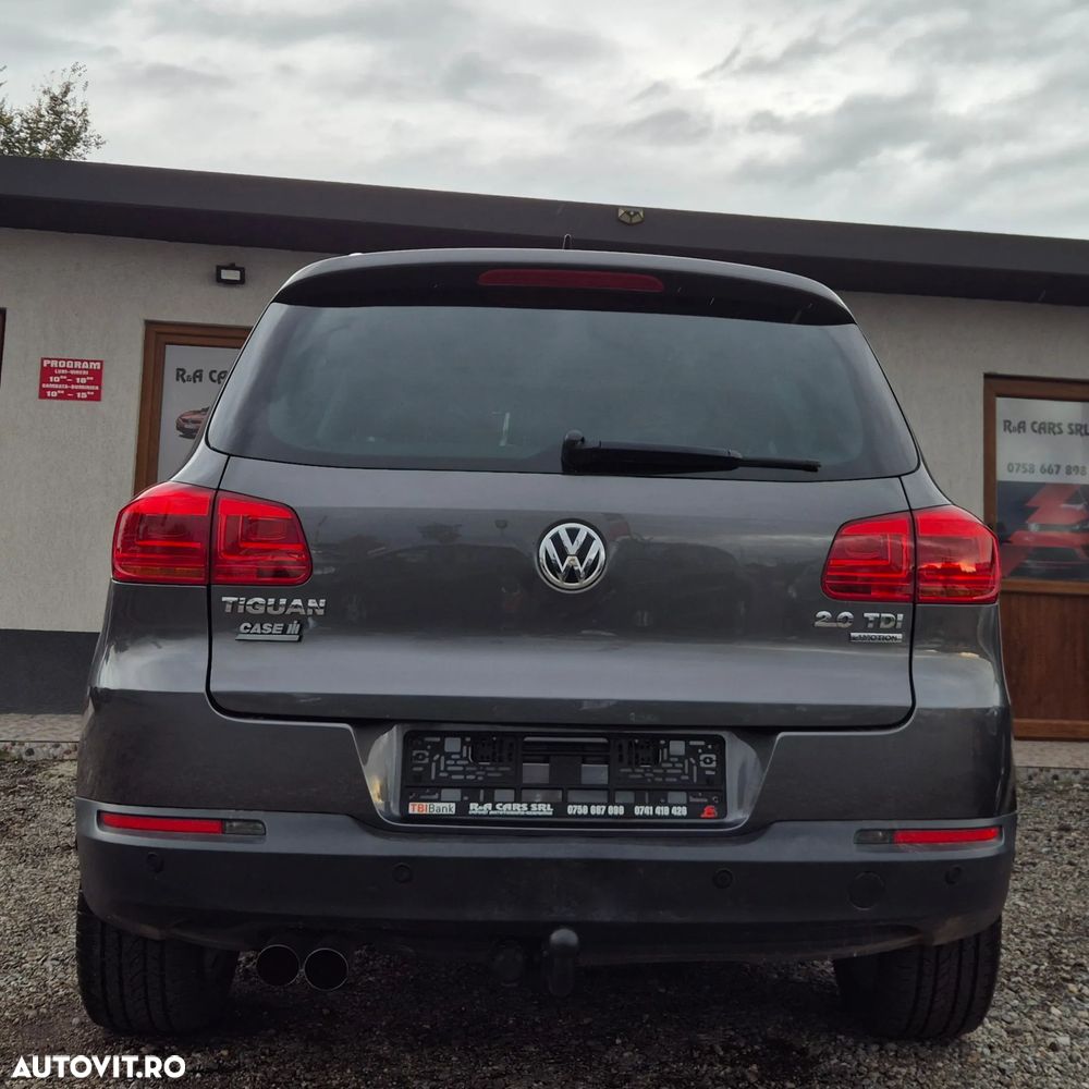 Volkswagen Tiguan 2.0 TDI 4Motion DSG Sport & Style - 8