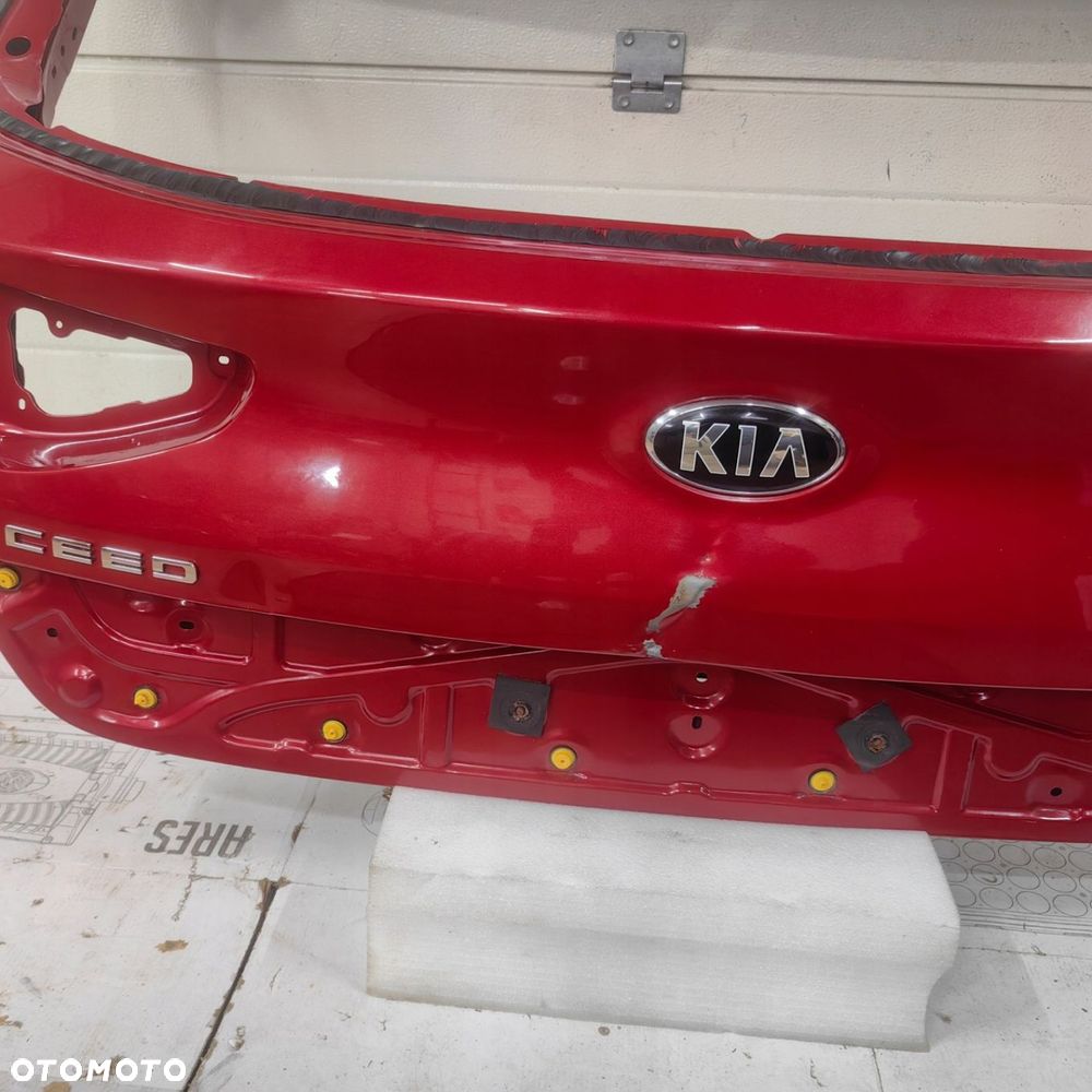 KLAPA BAGAZNIKA KIA CEED III HB 73700-A2001 - 4