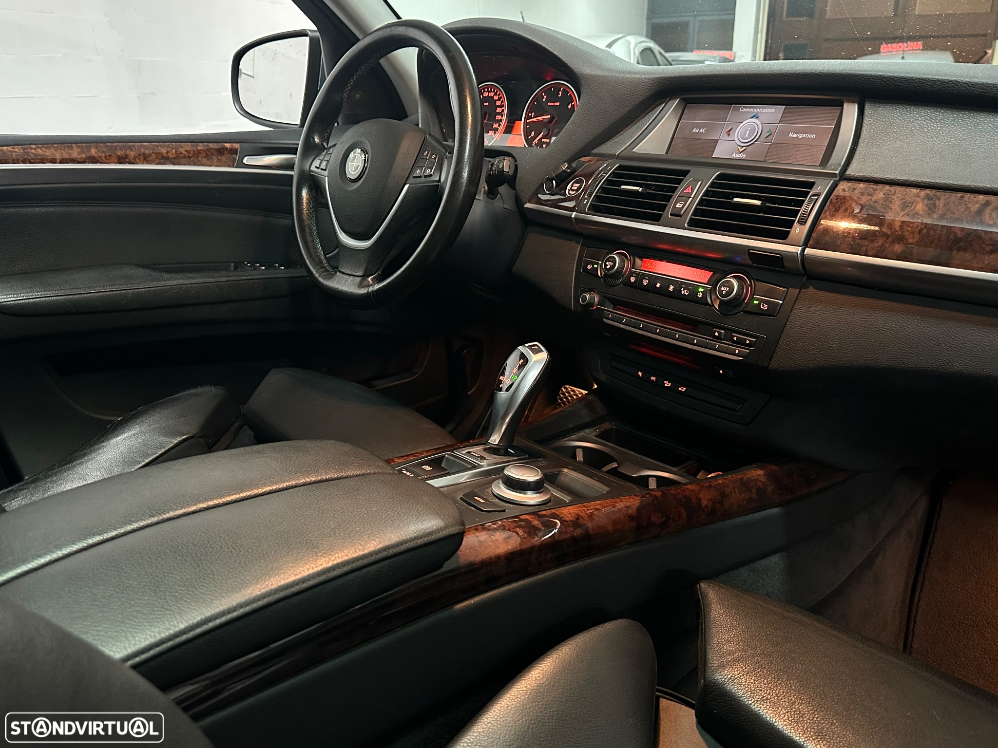 BMW X5 xDrive35d - 28