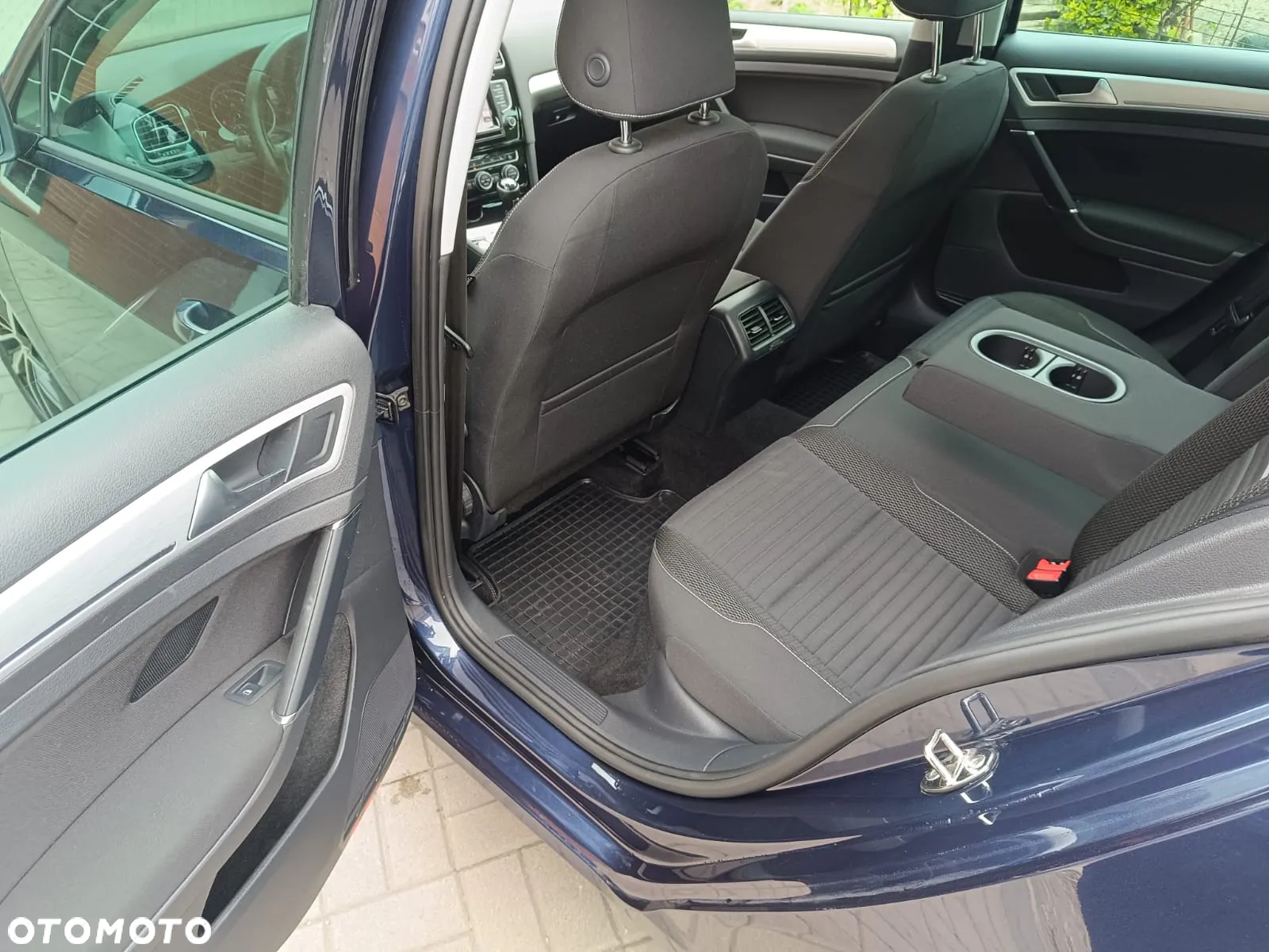 Volkswagen Golf VII 2.0 TDI BMT 4Mot Highline - 27