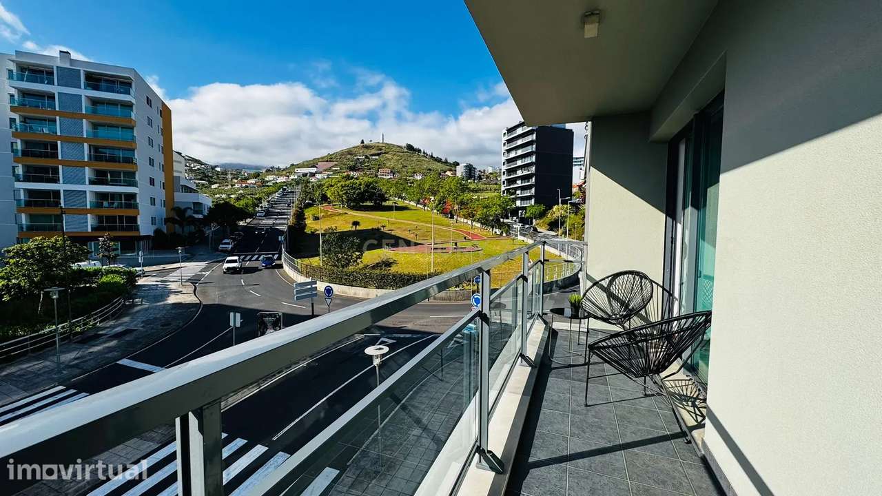 T2 Moderno - Ajuda – Funchal -  Vista Mar e Montanha - Grande imagem: 2/25