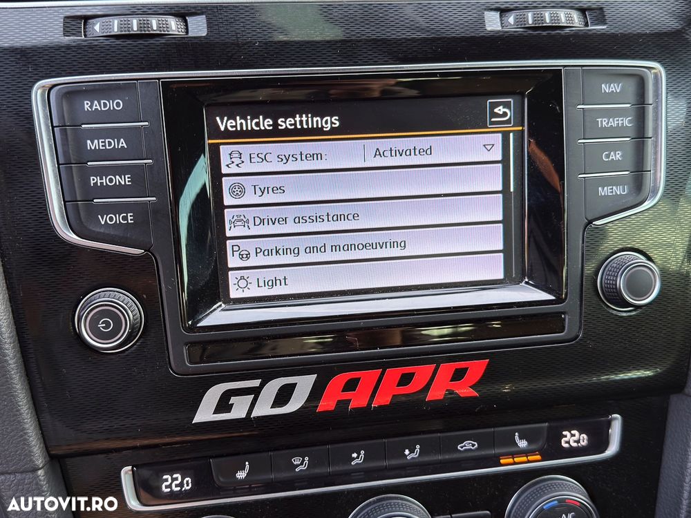 Volkswagen Golf - 12