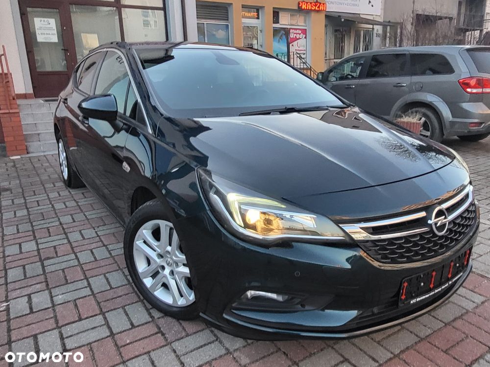 Opel Astra 1.6 D (CDTI) Dynamic - 2