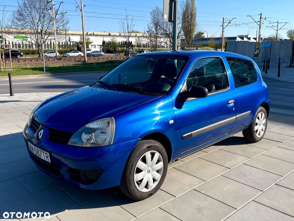 Renault Clio - 15