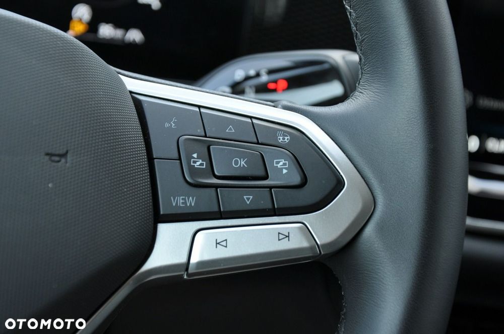 Volkswagen Tiguan - 17